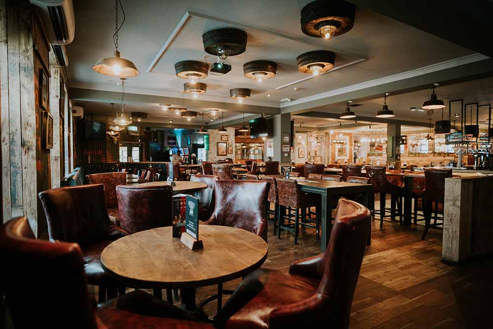 Bar and dining area at Smokey Barrels